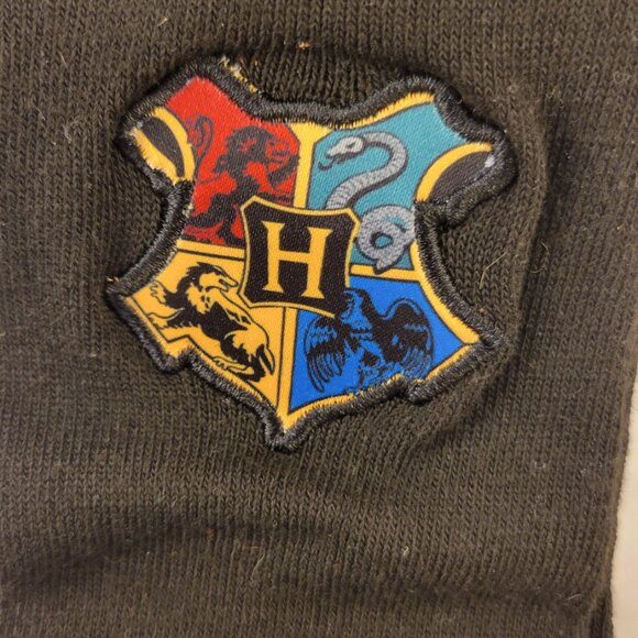 Harry Potter Hogwarts crest knee high socks - Picture 2 of 3